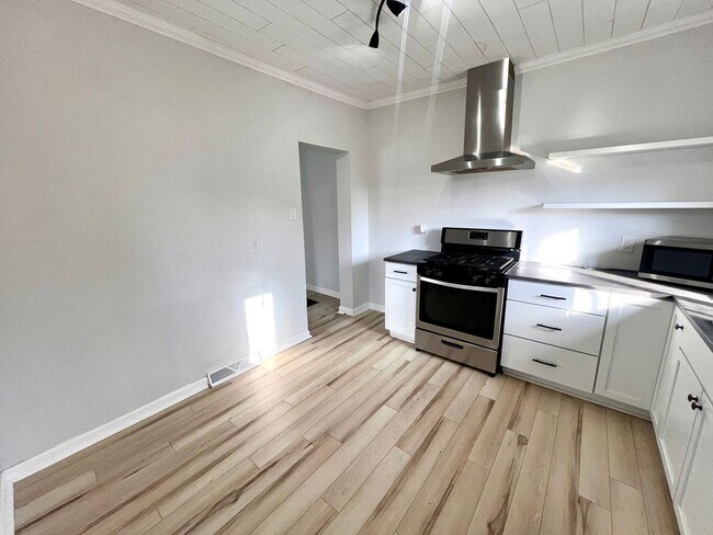 Photo - 3 Bedroom 1.5 Bath - Updated Home for Rent