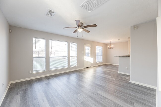 Photo - 727 Richview Dr