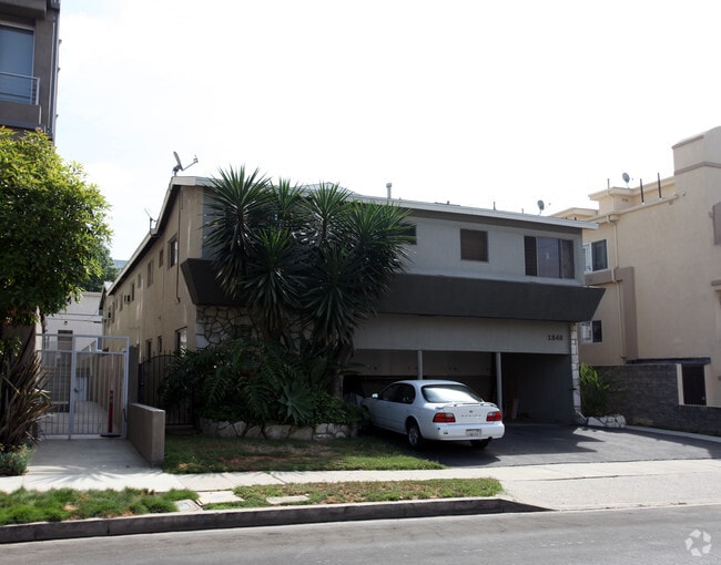 1848 Purdue Ave
