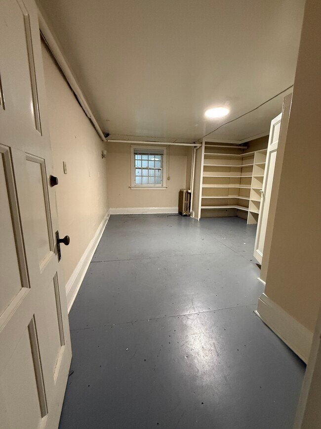 Photo - 405 Fieldston Rd