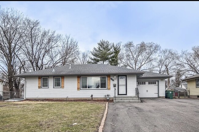 Front of the house. - 5609 Bryant Ave N House