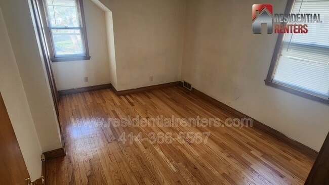 Photo - 5435A N 40th St Unit Upper