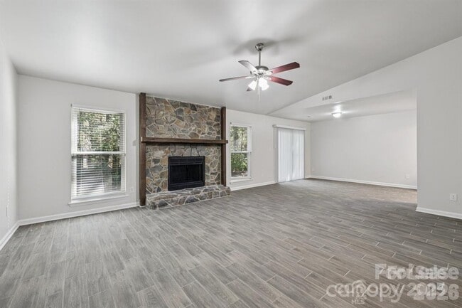 Photo - 7030 Huntsmaster Dr