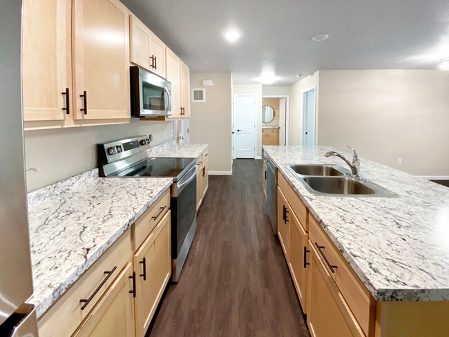 Photo - 3484 MT-200 Unit Apt #1