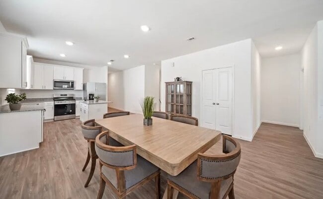 Photo - 248 Seven Pnes Dr