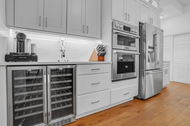 Photo - 8951 SE Marina Bay Dr