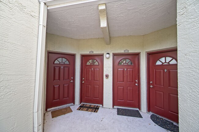 Photo - 5701 Bentgrass Dr Unit 18-206