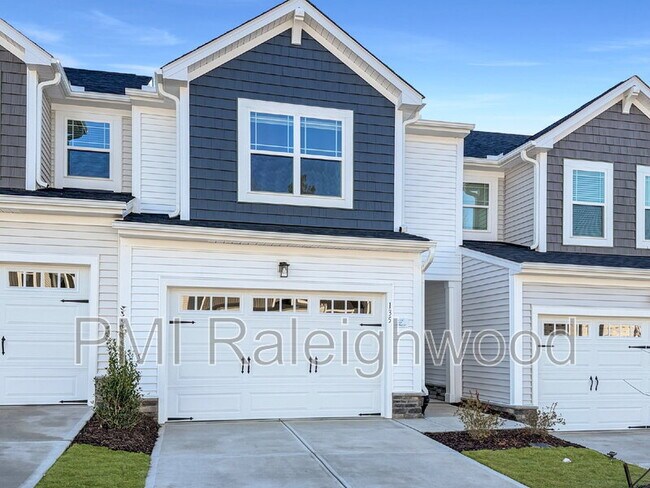 Photo - 135 Siebold St