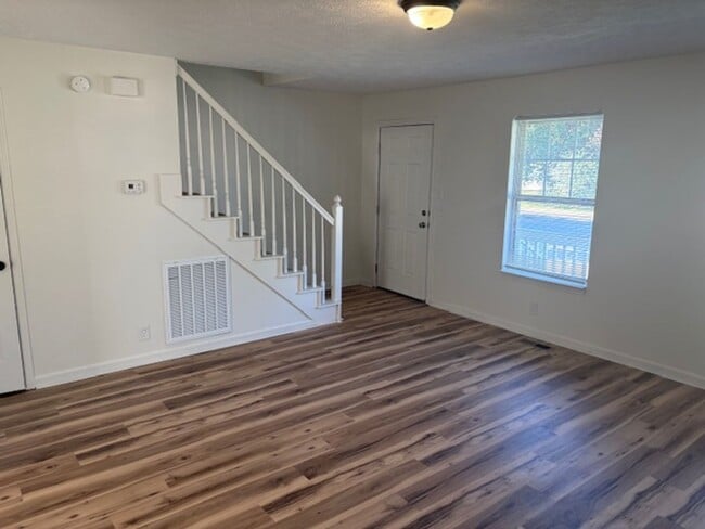 Photo - Murfreesboro-Cason Ln area 3BR/2BA+ Garage