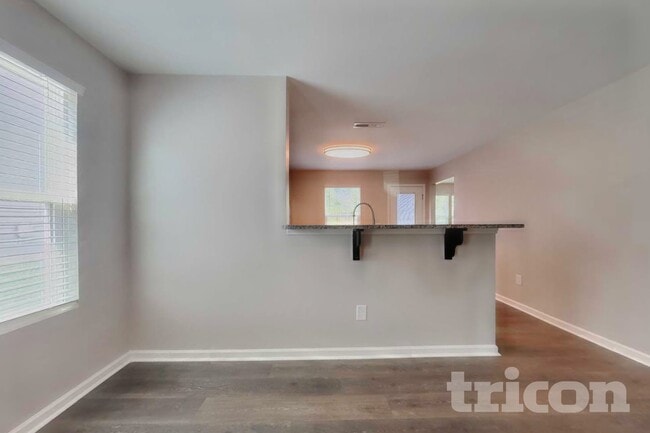 1037 Bitting Hall Cir