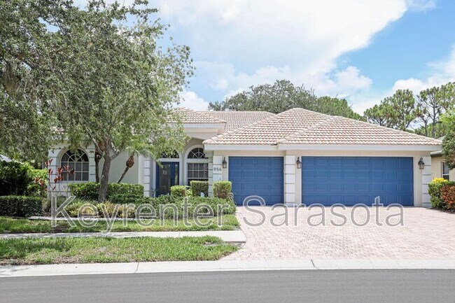 Building Photo - 956 Scherer Way