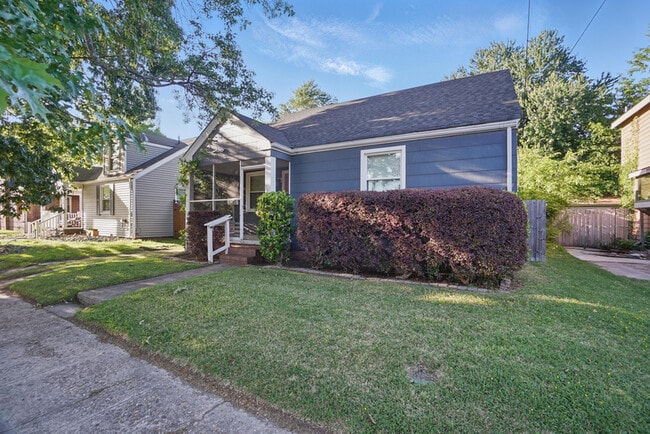 Photo - 144 W Randall Ave