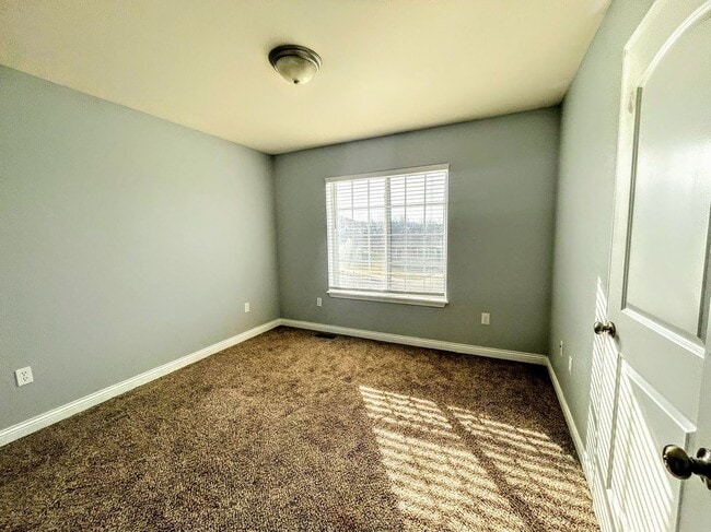 Photo - Home near FLW!