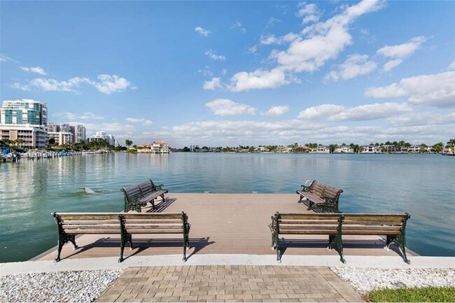 Building Photo - 3410 Gulf Shore Blvd N Unit 601