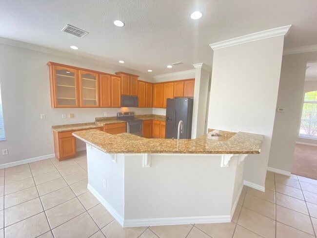 Photo - 5 Bedroom / 3 Bath Home in Cypress Lake, A...