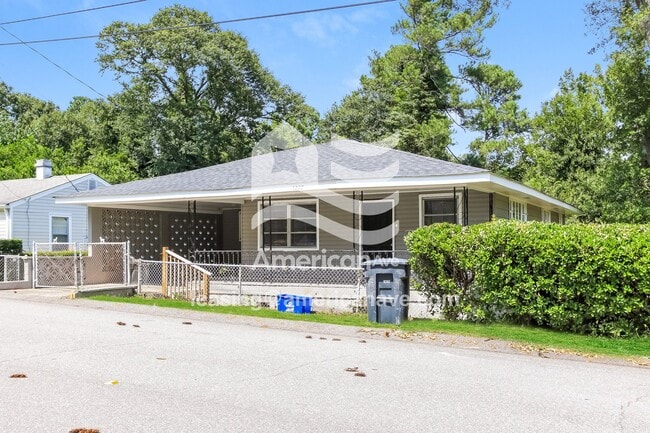 1227 Radiance Dr