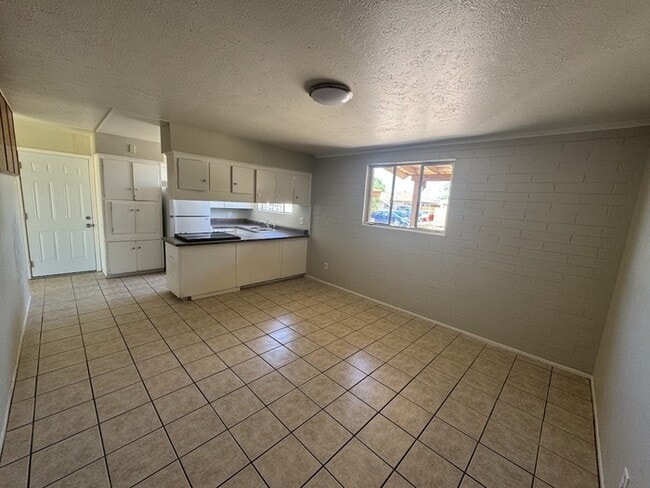 Photo - Maryvale 4 Bedroom