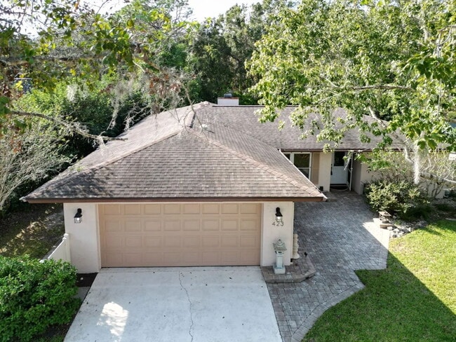 Photo - 423 Whispering Oaks Ct