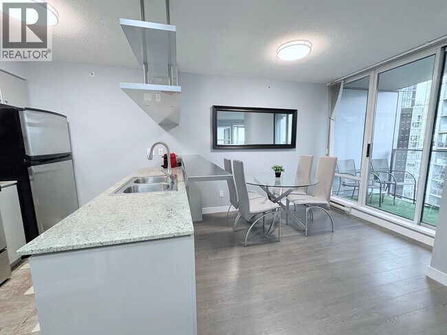 Photo - 1438 Richards St Unit 2706