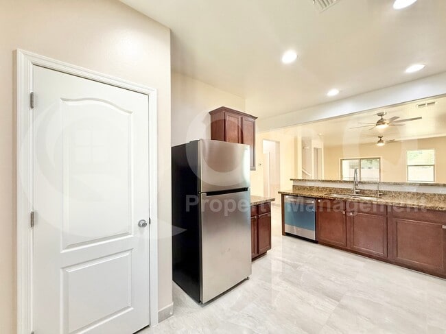 Photo - 10631 E Sunflower Ln