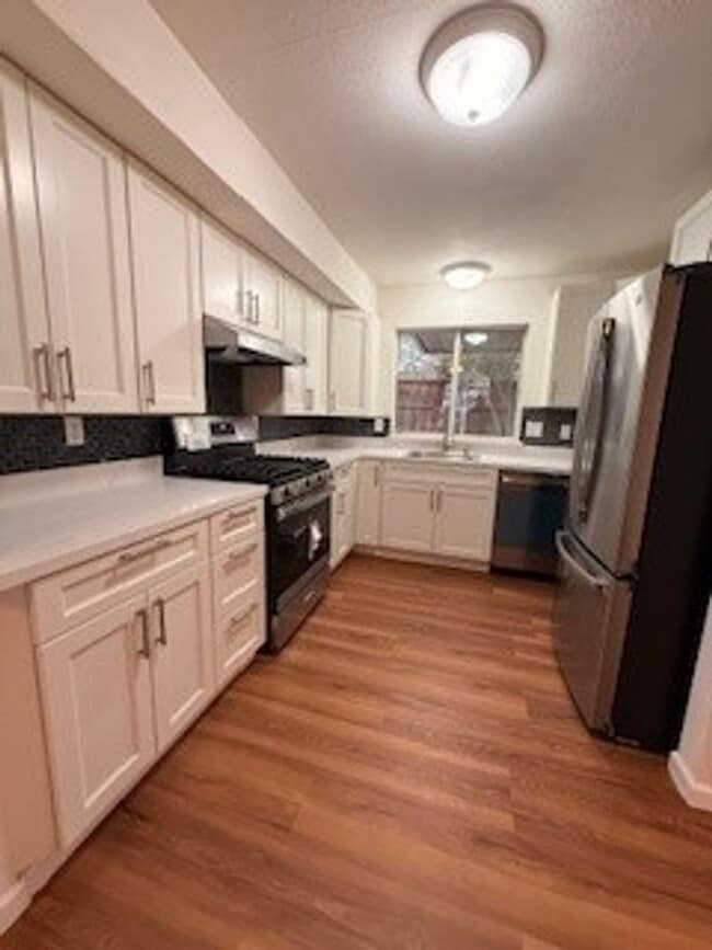 Photo - New Bedford Village