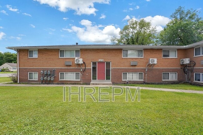 Building Photo - 2279 Holt Ave Rental