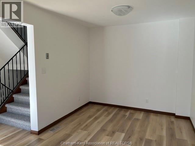 Photo - 452 Sandys St