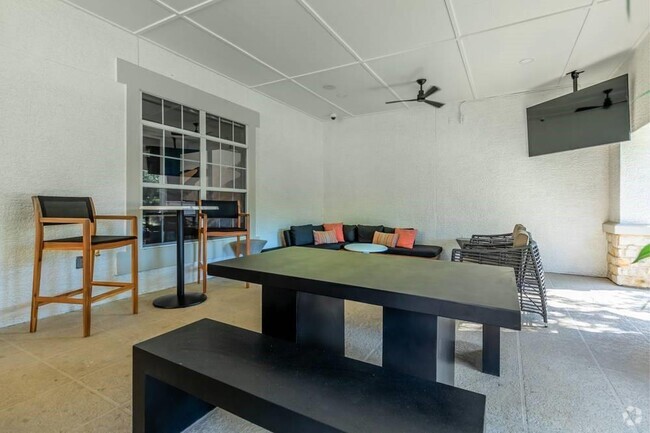 Building Photo - 9914 Military Dr W Unit 0411 Rental