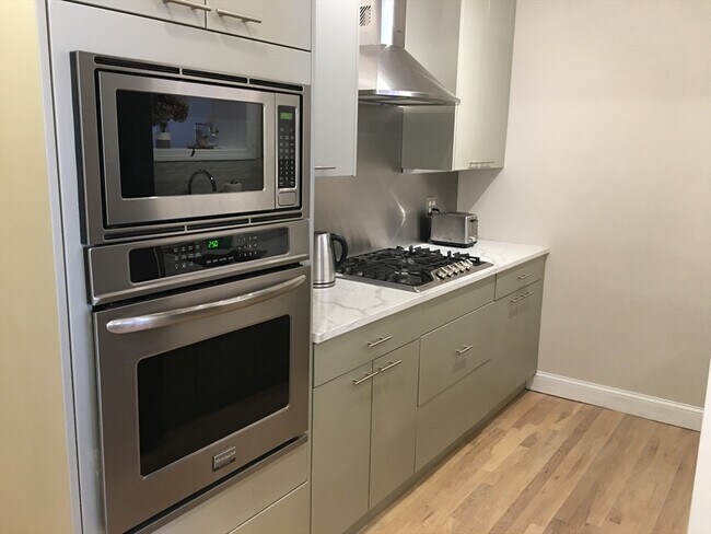 Photo - 188 North St Unidad 24