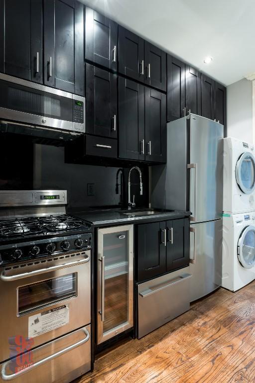 Building Photo - 72 W 108th St