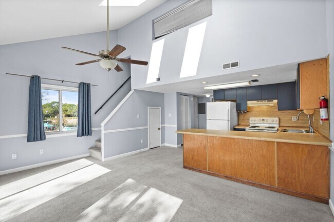 Photo - Now Allowing 1 small dog under 30Lbs - Spacious 2 bed/2 bath Deer Creek Villas-Surfside