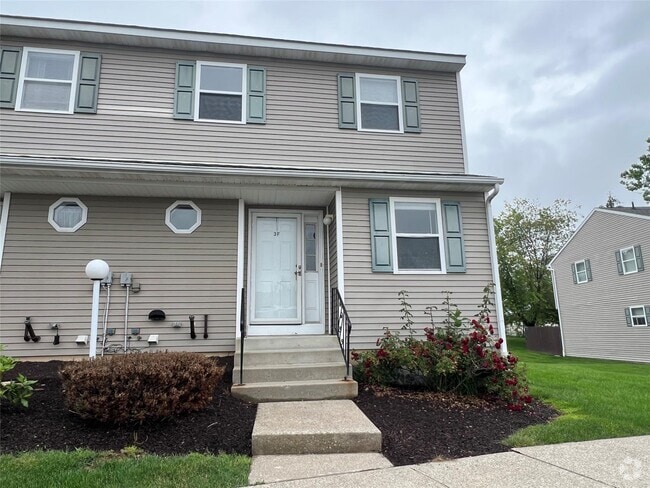 Building Photo - 99 Boniface Dr Unit 3F Rental