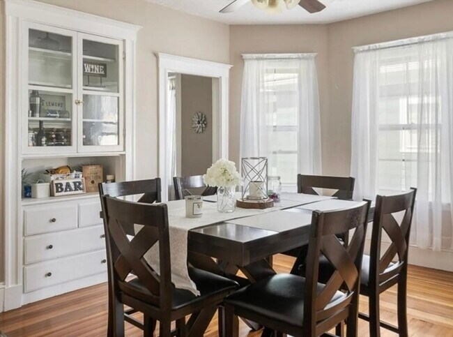 Photo - 44 Greenleaf Ave Unidad 2