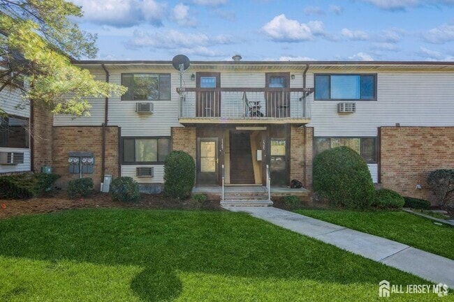 Building Photo - 1308 Cricket Ln Unit 1308 Rental