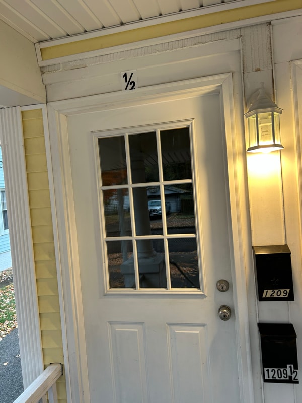 Photo - 1209 1/2 W Governor St