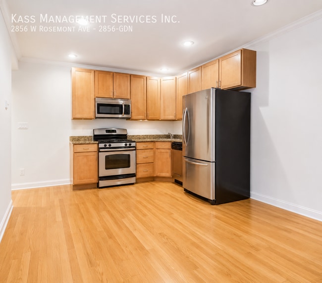 Photo - 2856 W Rosemont Ave Unidad 2856-GDN