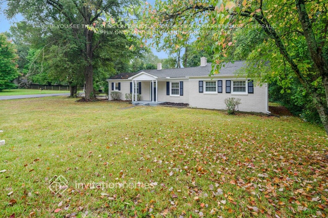 Photo - 7839 Chapman St