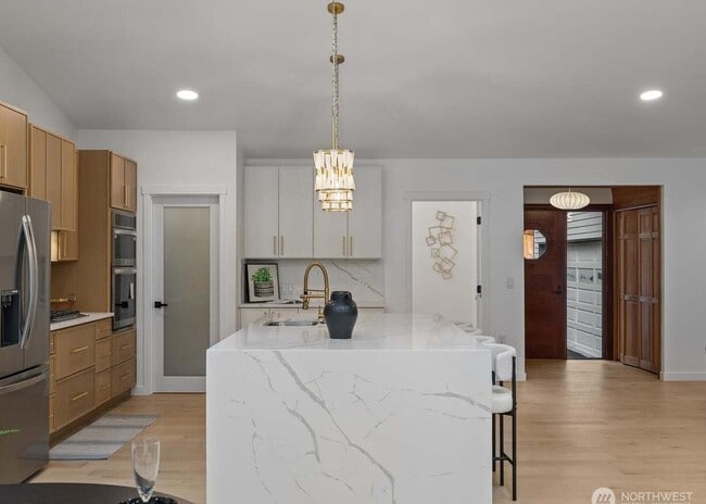 Photo - 14244 Redmond