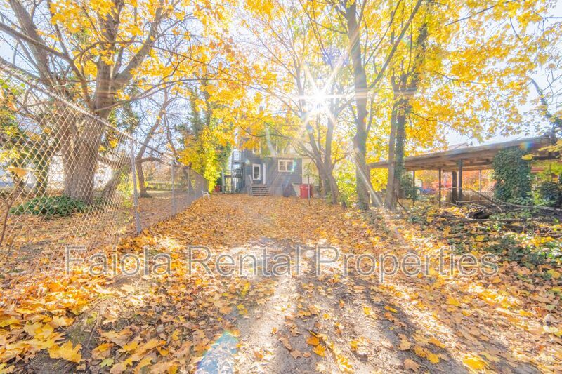 Photo - 573 E Commerce St Unit 1st Floor