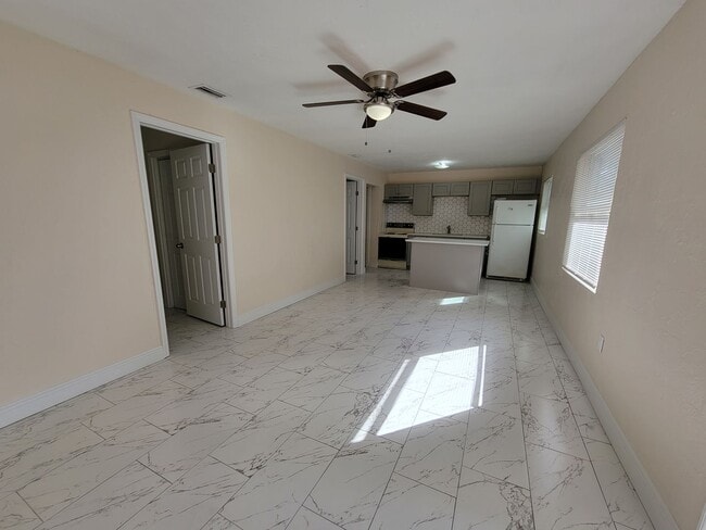 Photo - 1723 35th St Unidad 1723 35th Street