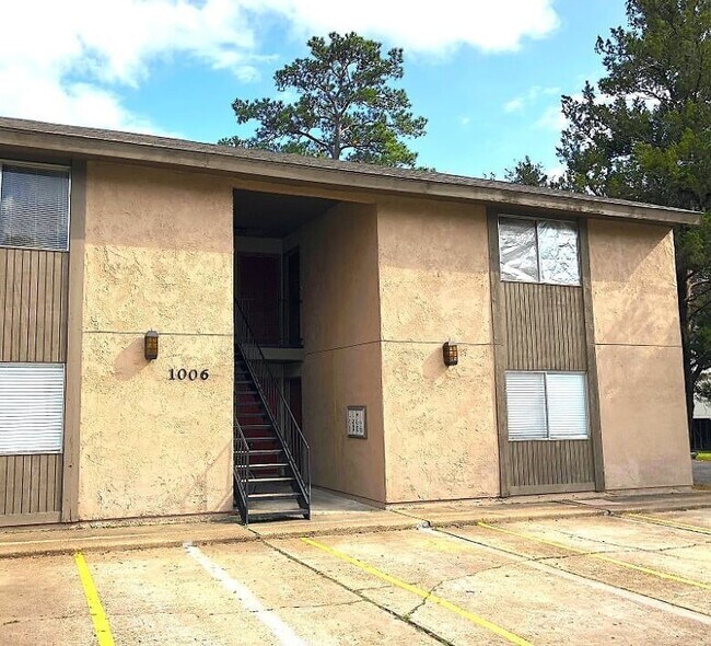Building Photo - 1008 S Houston Ave Unit N Rental