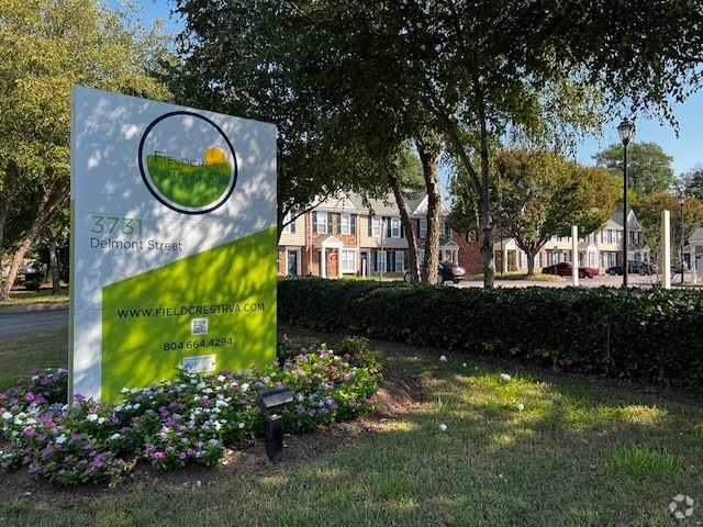 Building Photo - Fieldcrest Townhomes