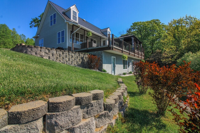 Photo - 511 Riverview Ct