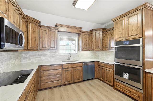 Photo - 109 Petes Ln