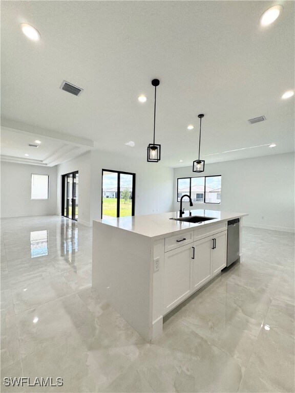 Photo - 5085 Panella Ave