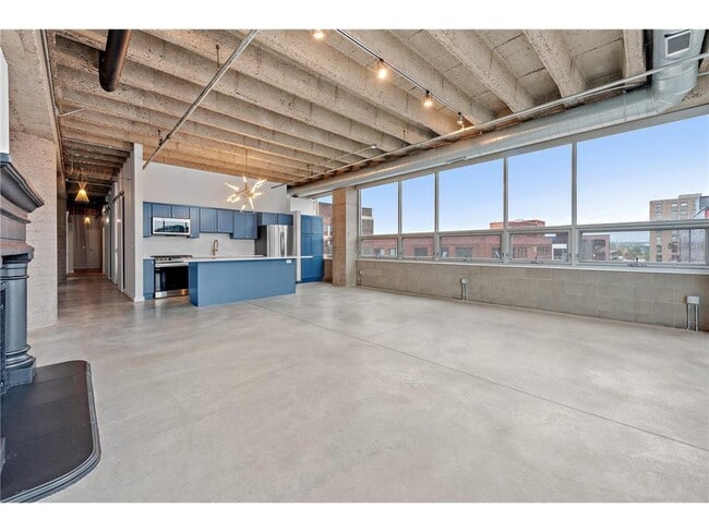 Photo - 901 N 3rd St Unidad 507