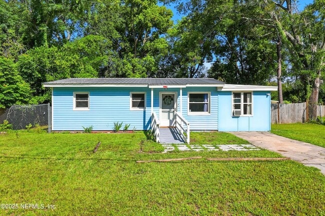 Building Photo - 355 Wildwood Ln Rental
