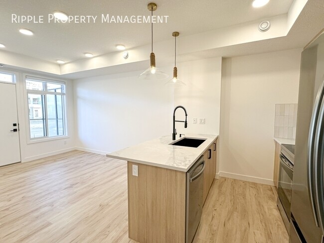 Photo - GORGEOUS 1 BED/ 1 BATH TOWNHOUSE