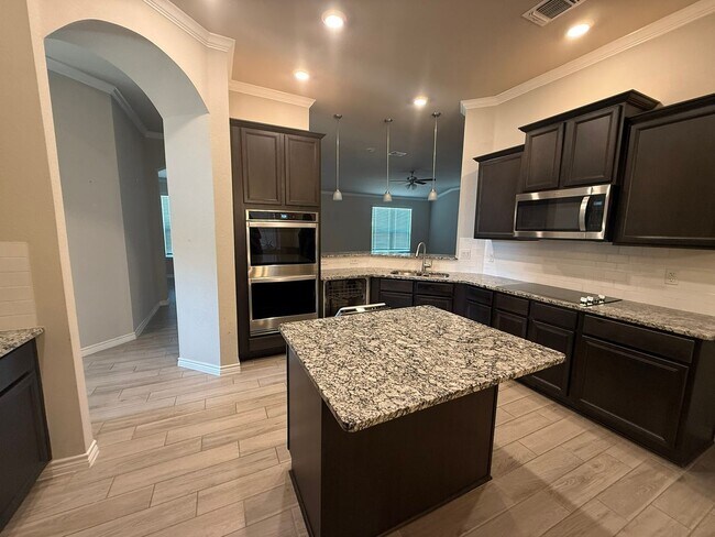 Photo - GORGEOUS 3-bedroom 2-bathroom home in Ceda...