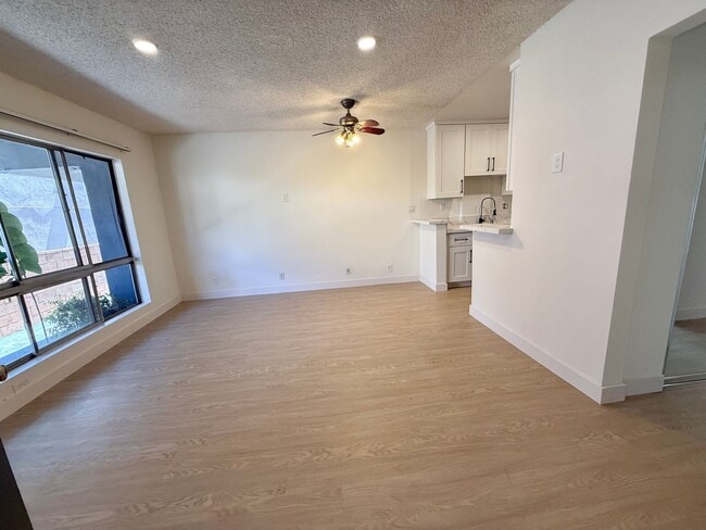 Photo - 3419 Keystone Av Unit 31 03
